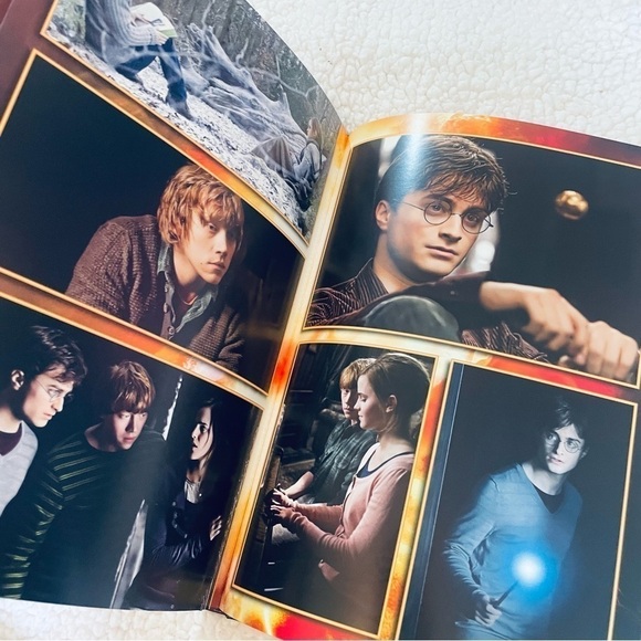 The World of Harry Potter: Poster Book – Hardcover - Picture 6 of 13